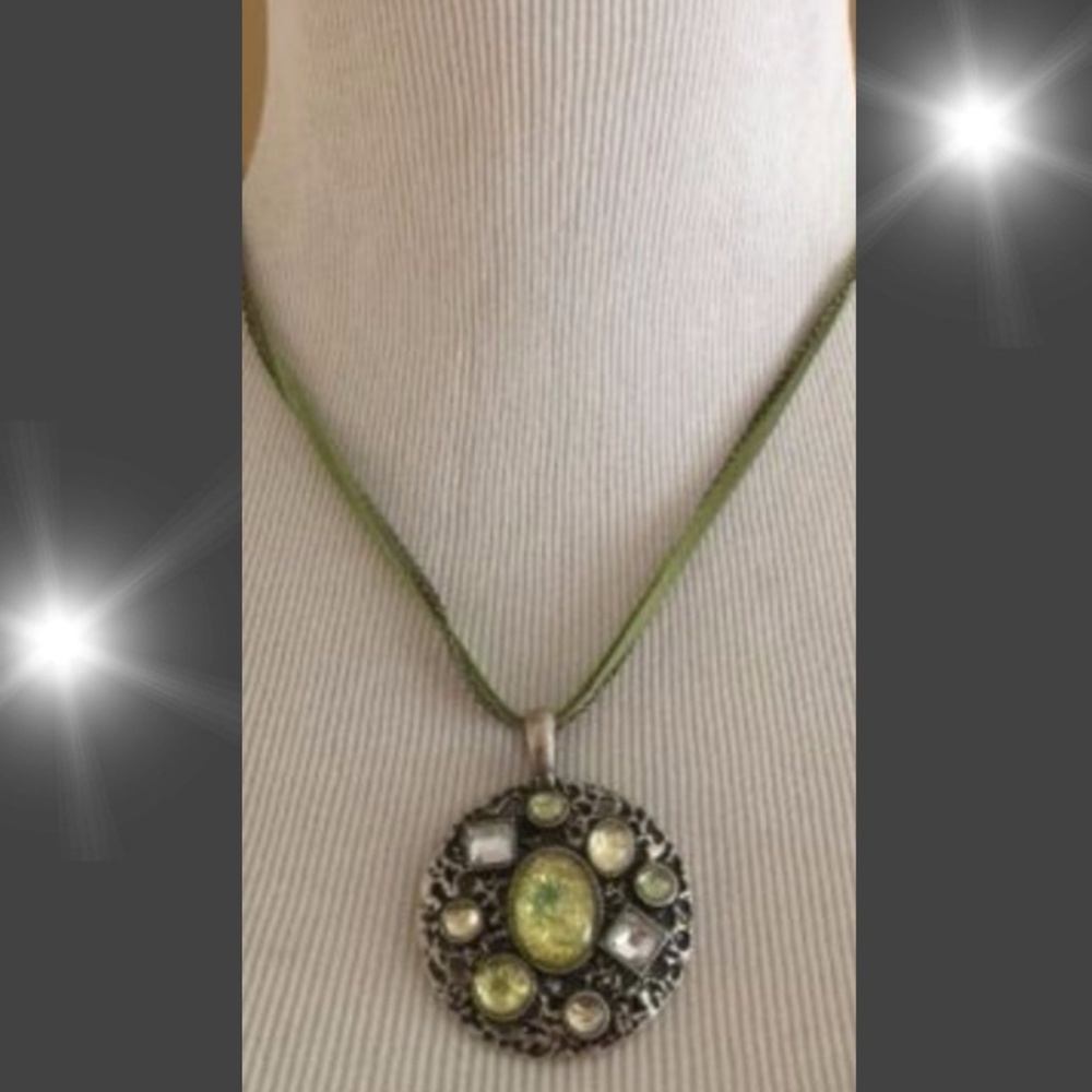 Lia Sophia Mint Julep necklace